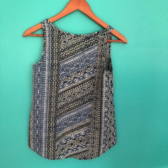 Patterned Blue Blouse/Tank - Picture 3 of 3